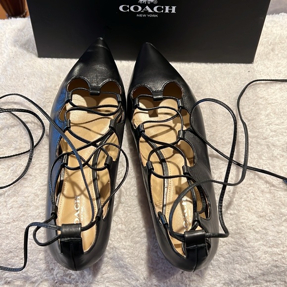Coach Jimla flat pointed toe ankle tie up - Picture 9 of 10